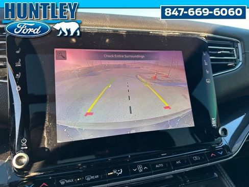 Used 2022 Jeep Wagoneer Series I w/ Premium Group I AWD/4WD image 25