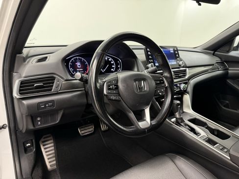 Used 2020 Honda Accord Sport image 15