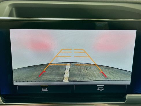 Used 2023 Chevrolet Silverado 1500 LT image 22