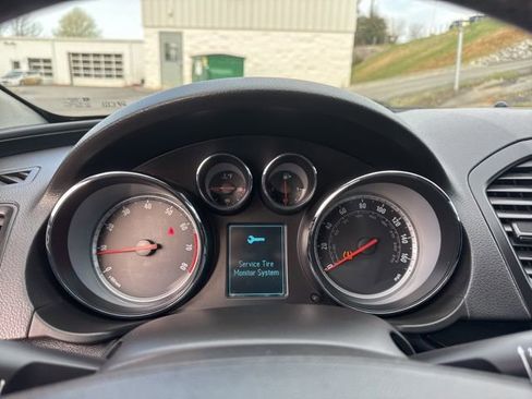 Used 2011 Buick Regal CXL w/ RL6 Preferred Equipment Group image 18