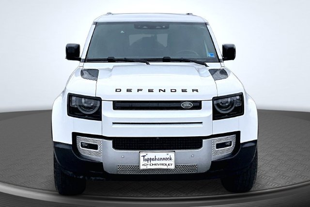 Used 2025 Land Rover Defender 110 S AWD/4WD image 2