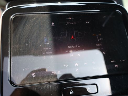 Used 2024 Mercedes-Benz S 63 AMG S w/ Carbon Fiber Exterior Package image 24