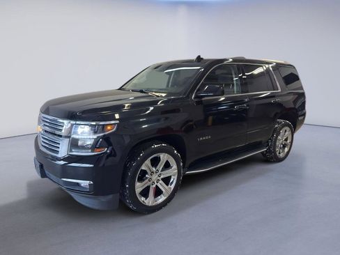 Used 2018 Chevrolet Tahoe Premier image 3