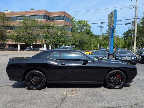 Used 2019 Dodge Challenger SXT w/ Plus Package AWD/4WD image 6