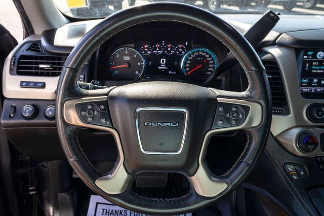 Used 2018 GMC Yukon Denali w/ Denali Ultimate Package AWD/4WD image 15