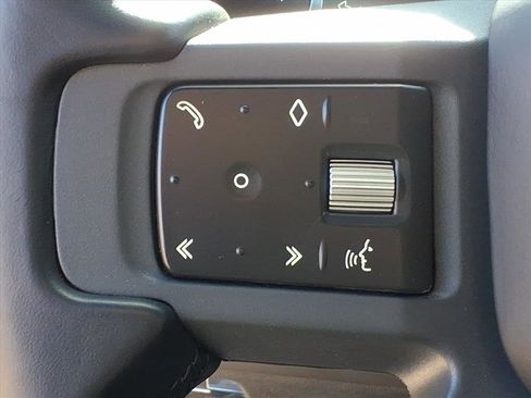 Certified 2023 Land Rover Defender 110 X-Dynamic SE image 16