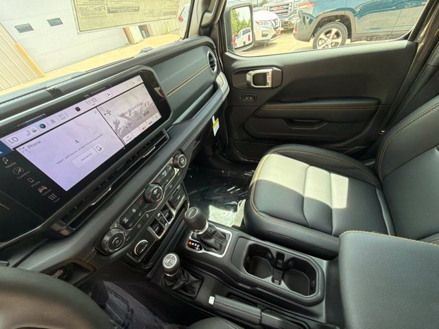 New 2026 Jeep Gladiator Mojave AWD/4WD image 23