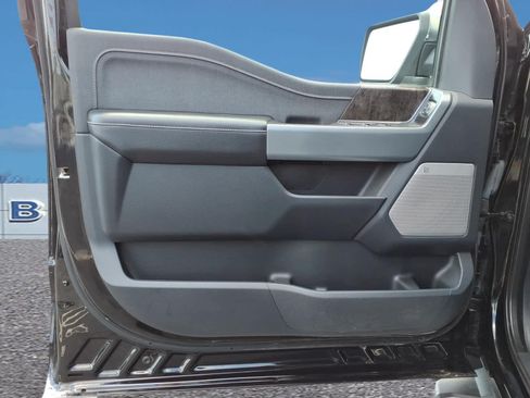 Used 2022 Ford F150 Lariat AWD/4WD image 11
