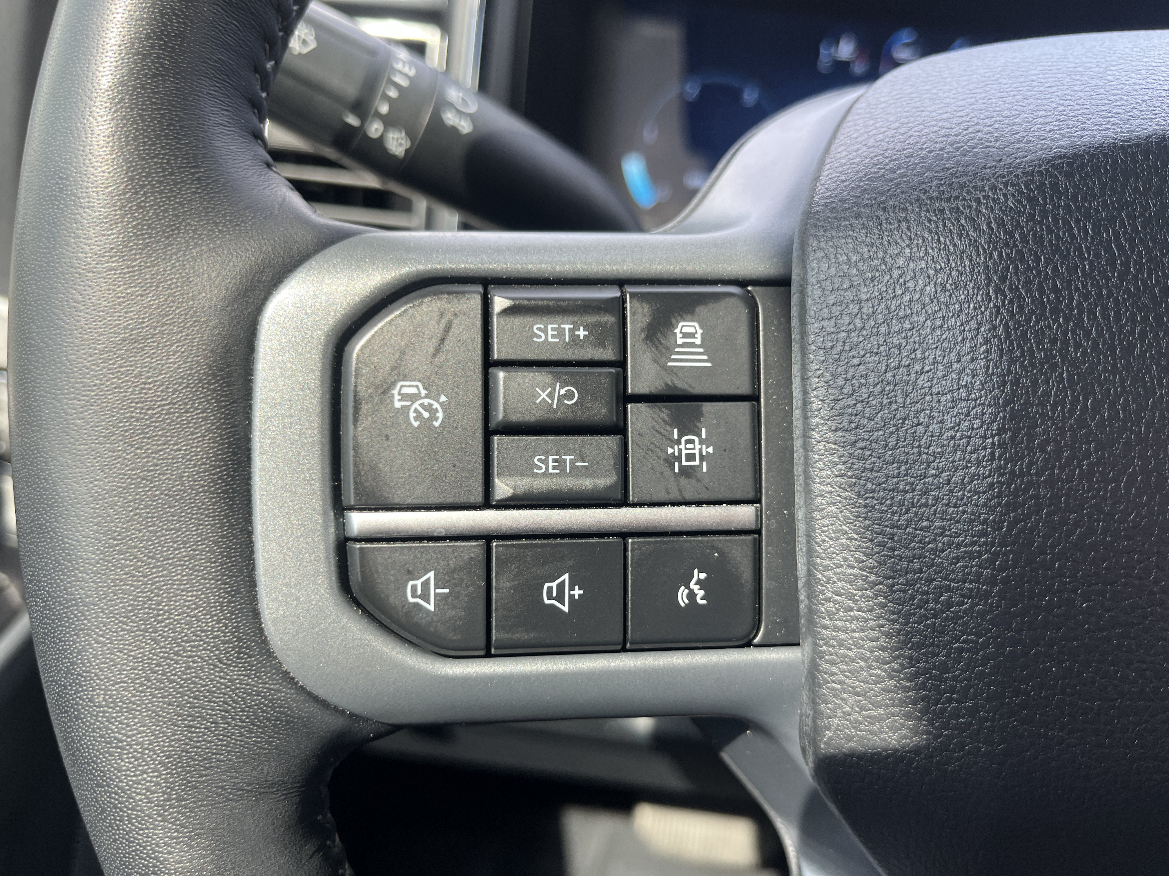 Used 2024 Ford F250 Lariat w/ Lariat Ultimate Package AWD/4WD image 20