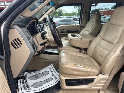 Used 2008 Ford F450 Lariat RWD image 12