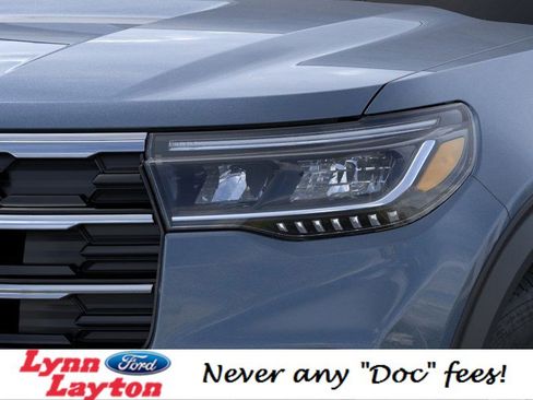 New 2026 Ford Explorer Active image 18