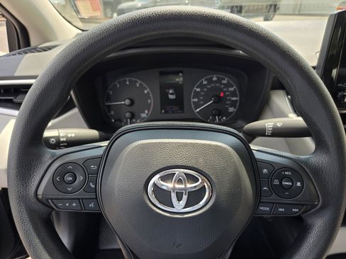 Used 2024 Toyota Corolla LE image 22