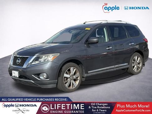 Used 2014 Nissan Pathfinder Platinum w/ Platinum Premium Package AWD/4WD image 3