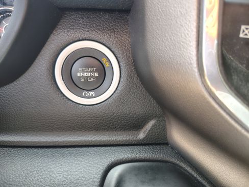 Certified 2022 RAM 1500 Laramie AWD/4WD image 34