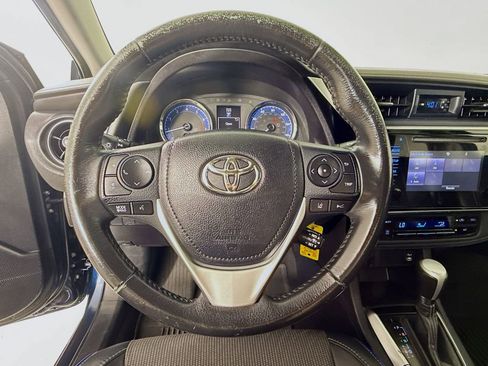 Used 2017 Toyota Corolla SE w/ Carpet Mat Package (TMS) FWD image 13