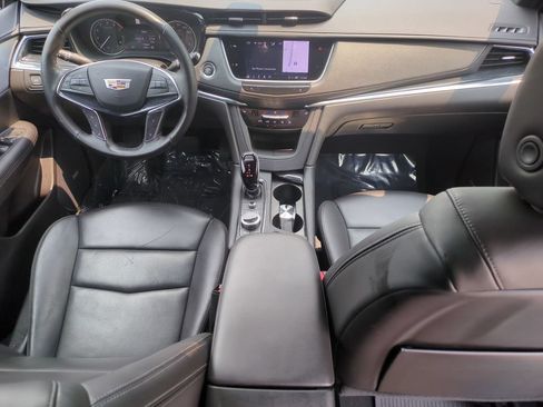 Used 2023 Cadillac XT5 Premium Luxury AWD/4WD image 18