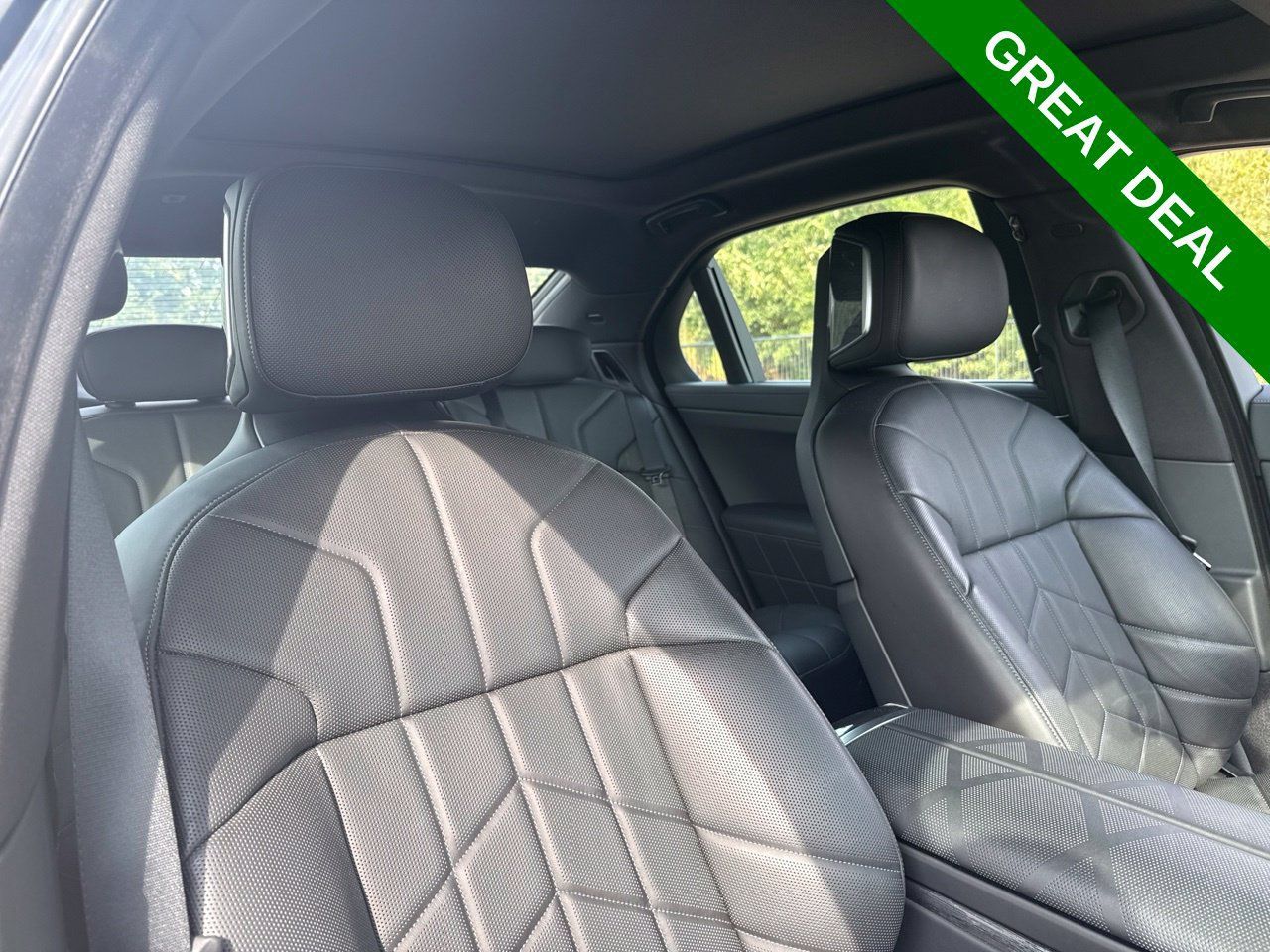 Used 2026 BMW 740i RWD image 16