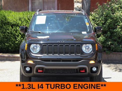 Used 2023 Jeep Renegade Trailhawk AWD/4WD image 3