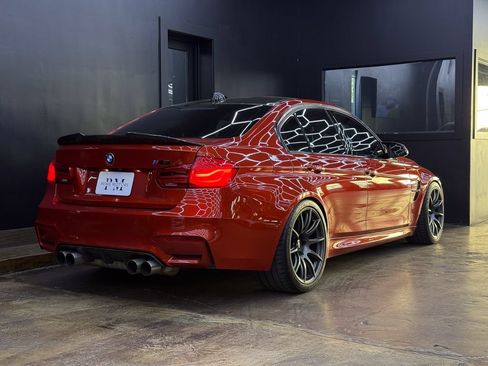 Used 2015 BMW M3 RWD image 9