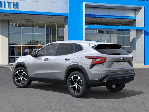 New 2026 Chevrolet Trax RS FWD image 3