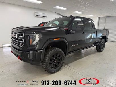 Used 2024 GMC Sierra 2500 AT4 w/ AT4 Premium Plus Package