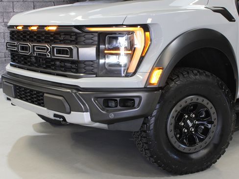 Used 2023 Ford F150 Raptor w/ Raptor Carbon Fiber Package image 5