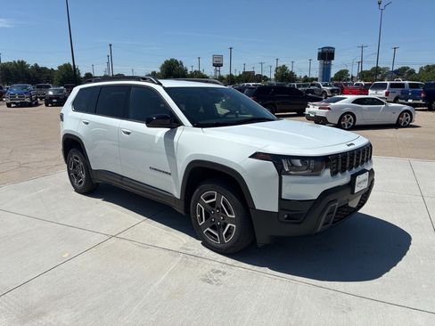 New 2026 Jeep Cherokee Limited AWD/4WD image 9