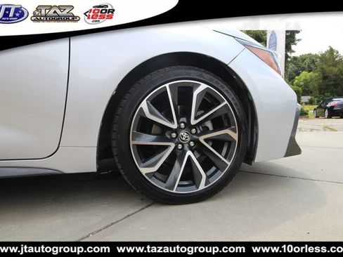 Used 2020 Toyota Corolla SE FWD image 9