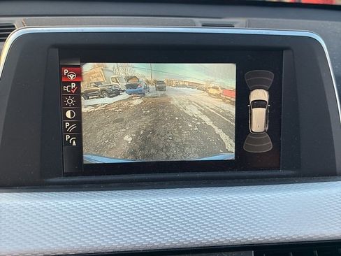 Used 2017 BMW X1 xDrive28i image 11