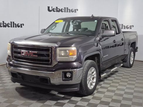 Used 2015 GMC Sierra 1500 SLE w/ SLE Value Package image 3