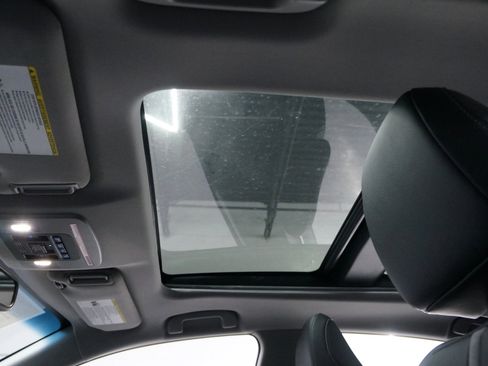 Used 2019 Toyota Camry XSE image 23