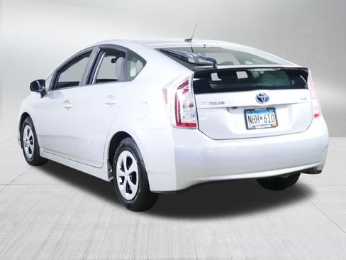 Used 2014 Toyota Prius Three w/ Solar Roof Package FWD image 5