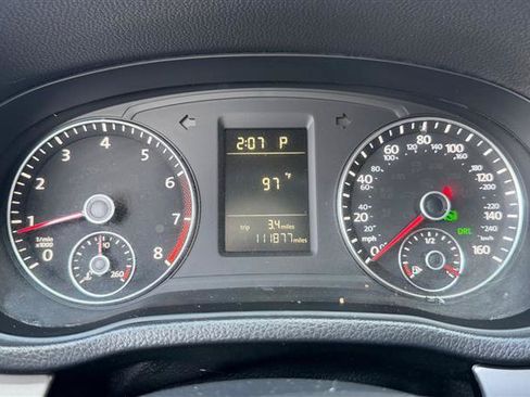 Used 2014 Volkswagen Passat 2.5 S FWD image 27