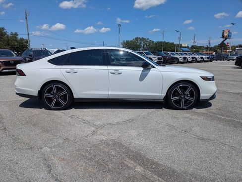 Used 2026 Honda Accord SE image 3