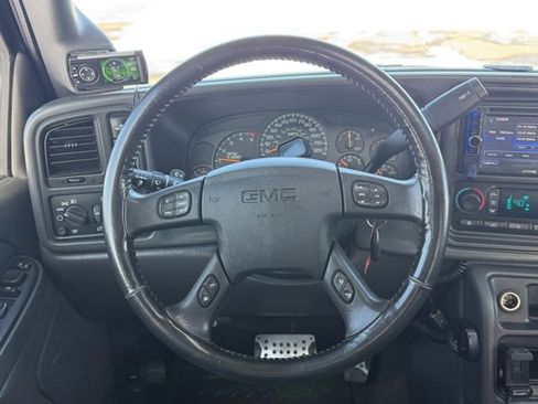 Used 2007 GMC Sierra 3500 SLT w/ Heavy-Duty Power Package image 32