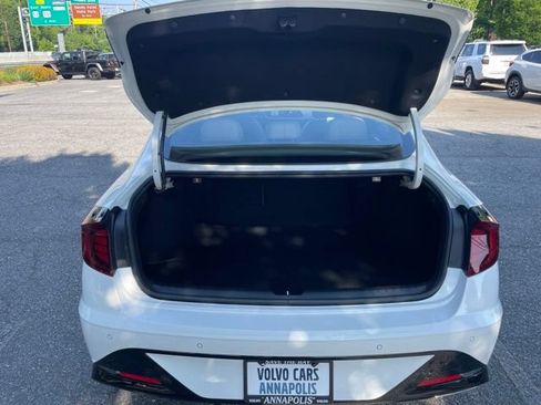 Used 2021 Hyundai Sonata Limited FWD image 15