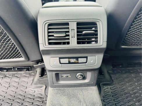 Used 2021 Audi Q5 Prestige image 35