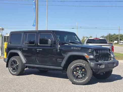 Used 2020 Jeep Wrangler Unlimited Sport AWD/4WD image 12