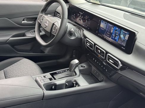 New 2026 Nissan Sentra SV w/ SV Convenience Package FWD image 16