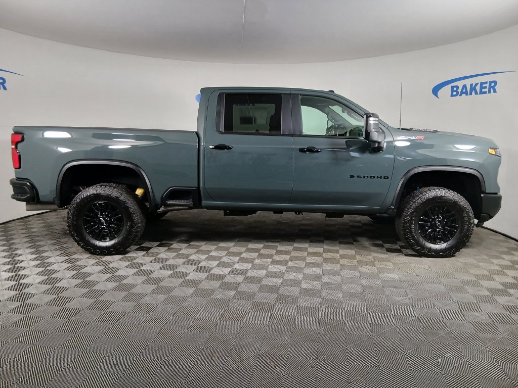 Used 2026 Chevrolet Silverado 2500 ZR2 AWD/4WD image 7