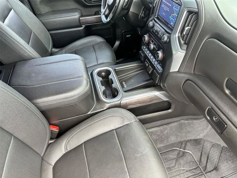 Used 2023 Chevrolet Silverado 3500 LTZ w/ LTZ Premium Package image 19