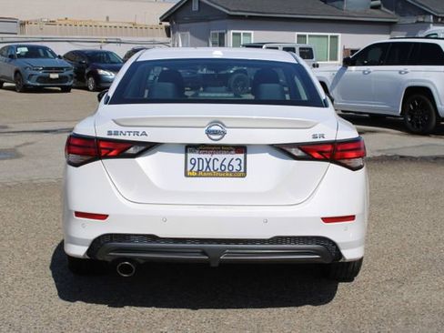 Used 2022 Nissan Sentra SR w/ Electronics Package FWD image 4
