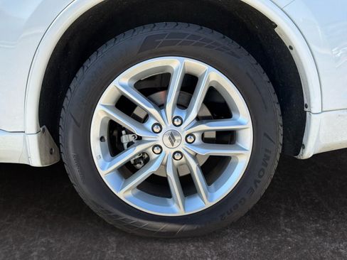 Used 2024 Dodge Durango GT RWD image 9