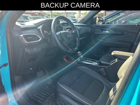 Used 2021 Chevrolet TrailBlazer RS w/ Sun and Liftgate Package AWD/4WD image 9