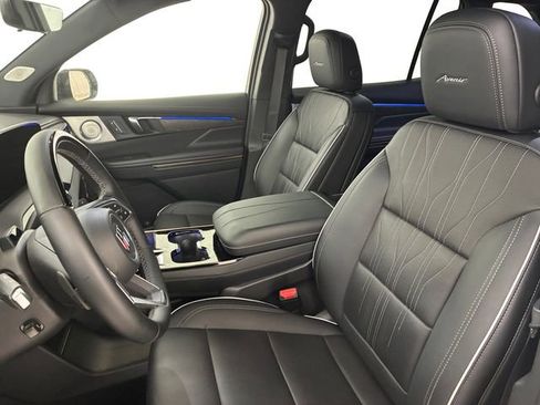 Certified 2025 Buick Enclave Avenir w/ Super Cruise Package image 12