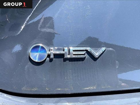 Used 2025 Toyota Camry LE FWD image 33