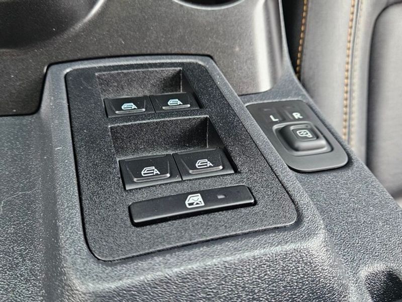 Used 2023 Ford Bronco Badlands AWD/4WD image 26