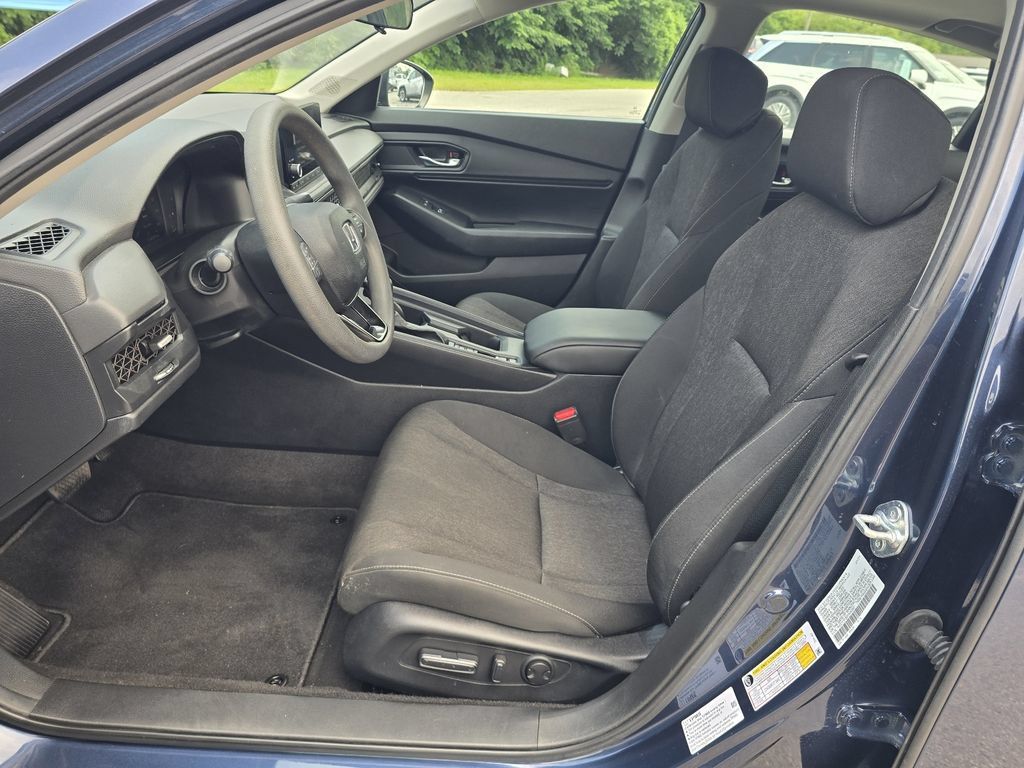 Used 2024 Honda Accord EX image 12