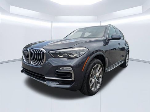 Used 2019 BMW X5 xDrive50i w/ Parking Assistance Package image 8