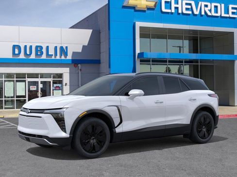 New 2026 Chevrolet Blazer EV LT image 3